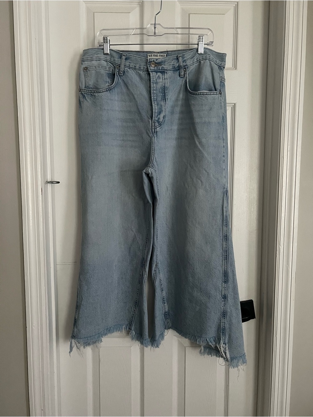 We The Free Wide-Leg Cropped Jeans Light Washed Denim Blue